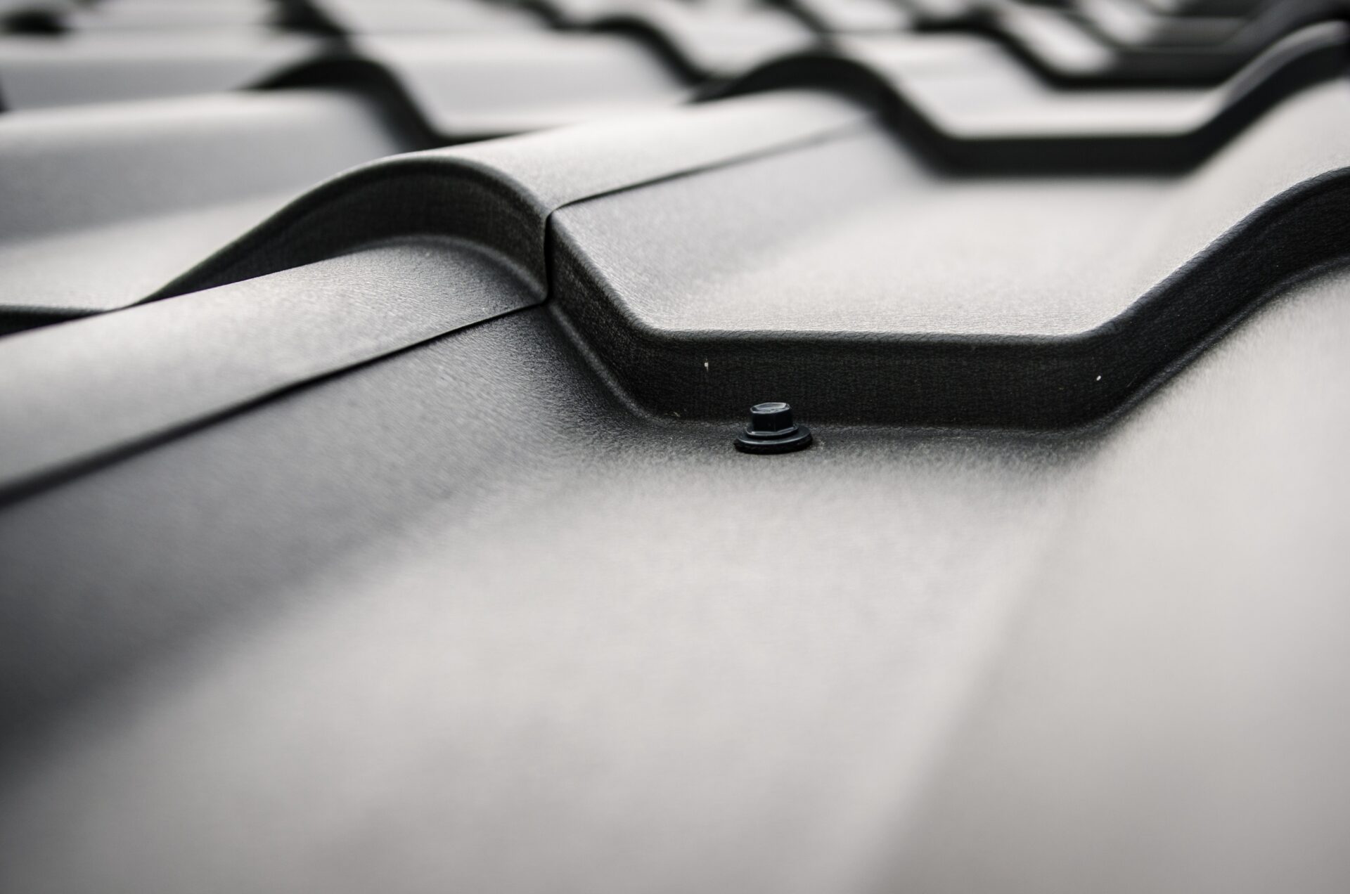 metallic roofing metallic-roofing-closer view